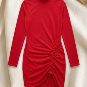 Vestido vermelho gola alta