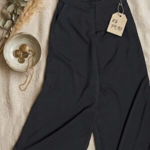 calça pantalona preta