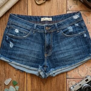 short jeans pool